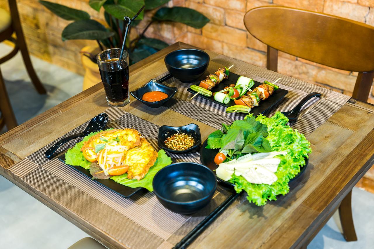 Chiem Hotel Da Nang Bagian luar foto