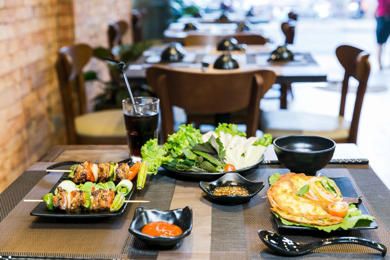 Chiem Hotel Da Nang Bagian luar foto